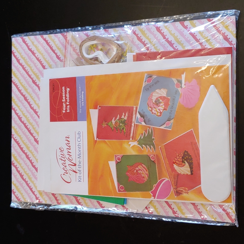 Annie's Creative Woman Iris Folding Card Kit
